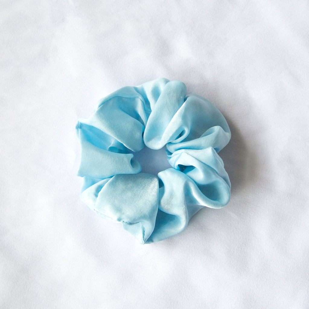 apricotton Blue blueberry pancake scrunchie