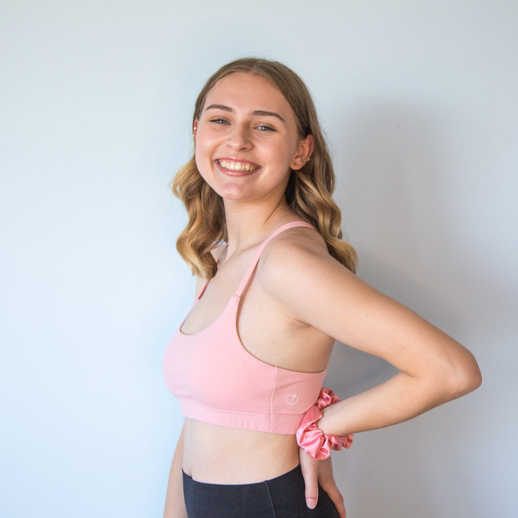 apricotton perfect sports bra model standing side